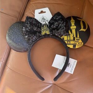 Disney Black and Gold Castle Sequin Minnie Ears Headband